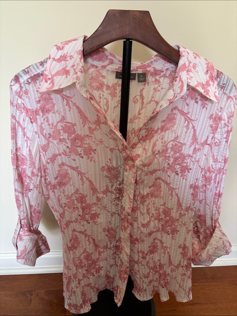 Apt‎ 9 Pink Floral Button Down Shirt Womens Large Petite Adjustable Sleeve READ